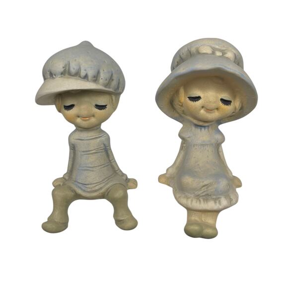 Vintage 1960s or 1970s UCTCI Clay Sitting Boy and Girl From JAPAN 6 Inches - Picture 1 of 5